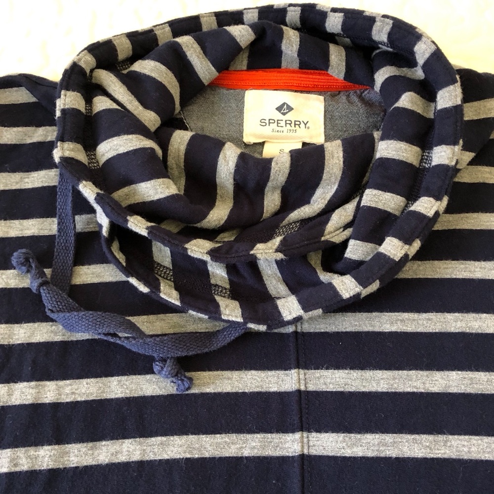 EUC Sperry Navy/Gray Stripe Funnel Neck Sweatshirt